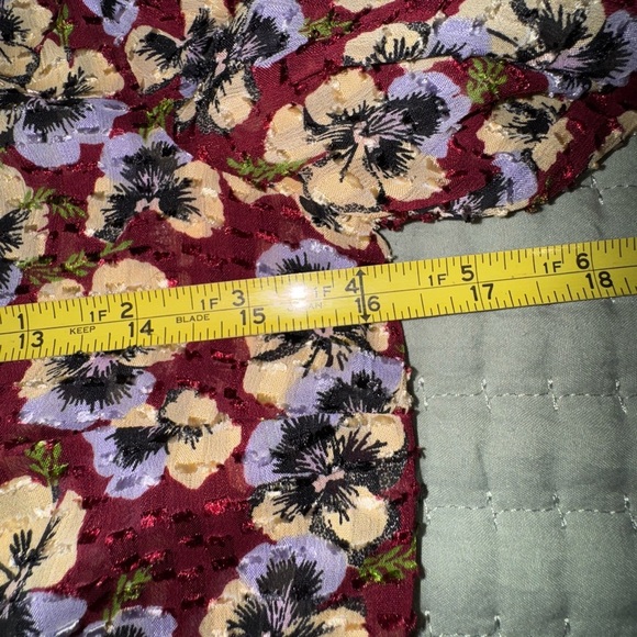 Madewell Drawstring Ruffle-Hem Top in Viola Floral. Size XS EUC - Picture 6 of 15